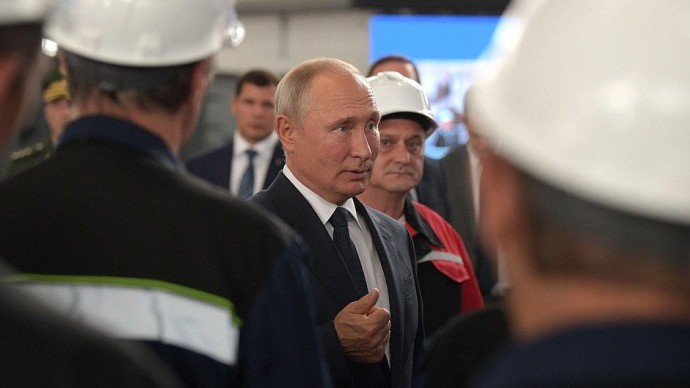 Видео беседы Путина с работниками судостроительного завода «Залив» 20 июля 2020 года
