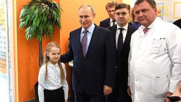 Видео посещения Путиным детской поликлиники города Иванова 6 марта 2020 года