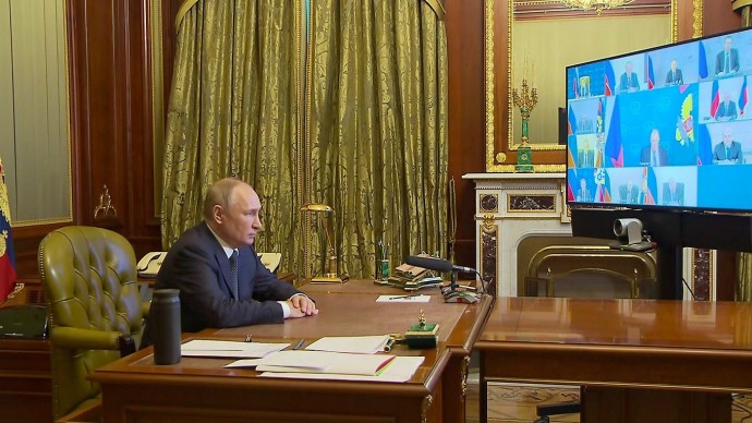 Видео с совещания Президента РФ с постоянными членами Совета Безопасности 10 октября 2022 года