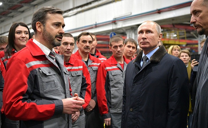 Владимир Путин посетил завод «Ростсельмаш»