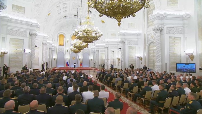Видео выступления Путина на встрече с выпускниками военных вузов 21 июня 2022 года